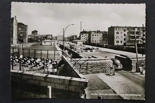 Berlin, Heinrich-Heine-Str. mit Grenzübergang - 423203