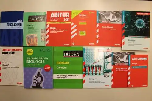 Schulbücher Oberstufe / Abitur. Thema: Biologie, 12 Ausgaben - 990182