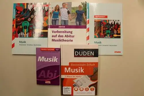 Schulbücher Oberstufe / Abitur. Thema: Musik, 5 Ausgaben - 990186