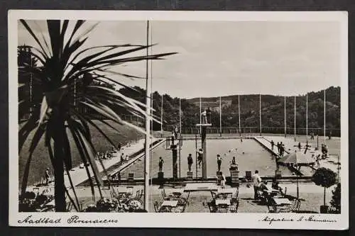 Pirmasens, Stadtbad mit Blick auf die Pfälzer Berge - 424389