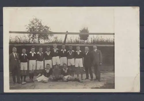 Fußballmannschaft ca. 1930, Fotoansichtskarte - 402299