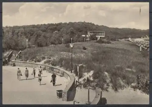 Ostseebad Baabe (Rügen), Blick von Strandpromenade - 411810