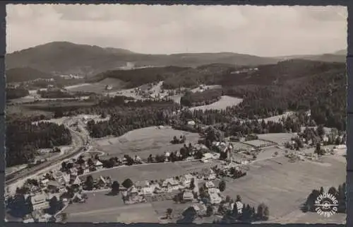 Hinterzarten i. Schwarzwald, Luftbild des Ortes - 411847