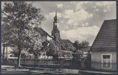 Hohen Neuendorf, Blick zum Kirchturm - 412143