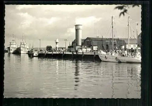 Eckernförde, Hafen mit Leuchtturm - 412999