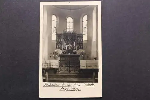 Roggendorf OT v. Mechernich, Altar in der katholischen Kirche - 422054