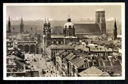 München, Blick v. d. Ludwigskirche auf Stadt und Gebirge - 416238