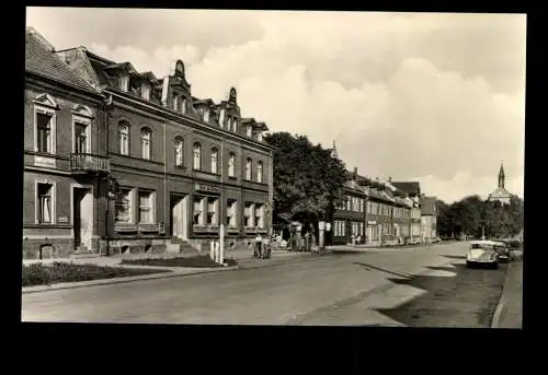 Hasselfelde/Harz, Breite Straße mit FDGB-Erholungsheim "Zur Krone" - 419795