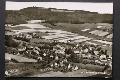 Bödexen OT von Höxter, Blick auf den Ort, Luftbild - 421825