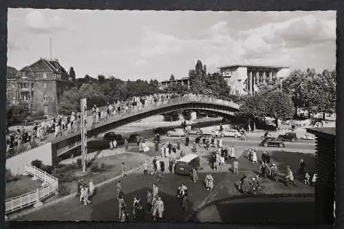 Düsseldorf, Aluminium-Brücke und Europa-Halle - 423484