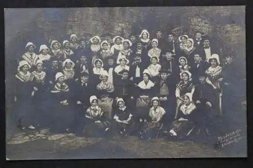 Billigheimer Gruppe in Pfälzer Tracht, Madenburg, 30. Mai 1911 - 424152