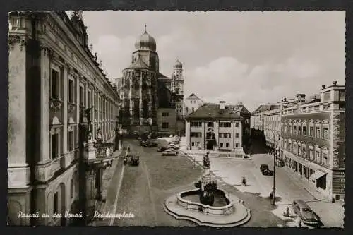 Passau, an der Donau, Residenzplatz - 424403