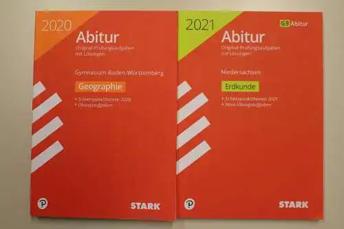 Schulbücher Oberstufe / Abitur. Thema: Erdkunde / Geografie, 16 Ausgaben - 990183