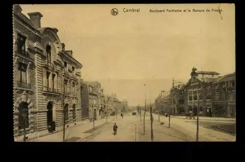 Frankreich, Cambrai, Boulevard Faidherbe et la Banque de France - 420189