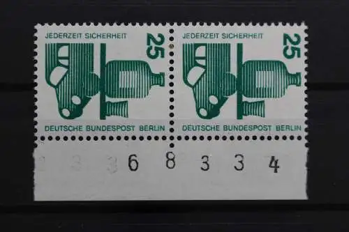 Berlin, MiNr. 405 A, senkrechtes Paar, Rand mit BZN, postfrisch - 641158