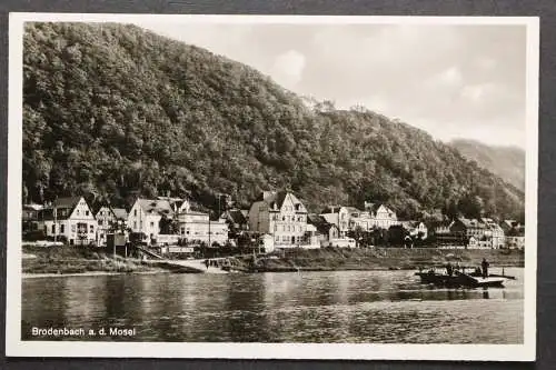 Brodenbach, Mosel, Fähre, Blick zum Ort - 422546