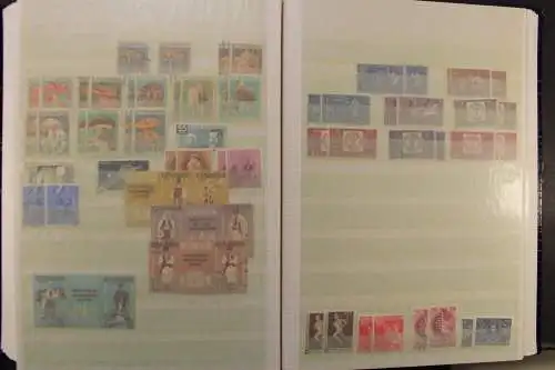 Rumänien, große Sammlung in 4 Einsteckalben, viele Blockausgaben - 707538