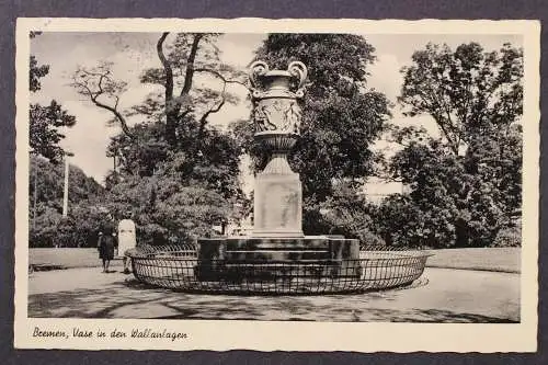 Bremen, Vase in den Wallanlagen - 424762