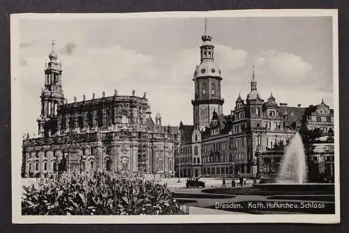 Dresden, Katholische Hofkirche und Schloss - 424634