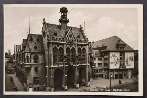 Erfurt, Rathaus mit neuer Stadtsparkasse - 424875