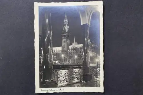 Hamburg, Rathaus bei Nacht - 425227