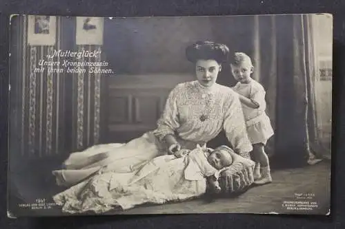 "Mutterglück", unsere Kronprinzessin Cecilie mit ihren beiden Söhnen - 425470