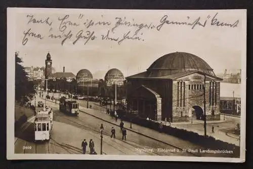 Hamburg, Elbtunnel und St. Pauli Landungsbrücken - 425358