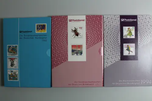 Deutschland Jahrbücher 1992-1994, komplette Sammlung - 700609