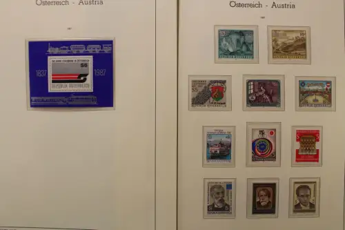 Österreich 1975-1989, postfrische Sammlung auf Leuchtturm Blättern - 704549