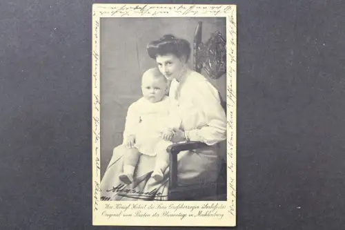 Großherzogin Alexandra von Mecklenburg-Schwerin mit Sohn - 425476