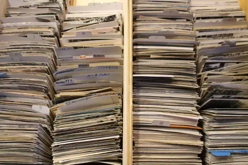 Großer Karton voller Ansichtskarten, alles "Deutschland" - 708512