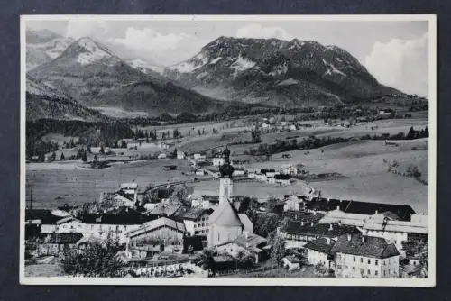 Reit i. Winkl, Ortsansicht mit dem Kaisergebirge, Kirche - 425684