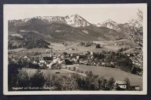 Siegsdorf, Blick zum Ort mit Hochfelln u. Hochgern - 425690