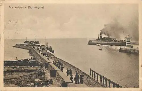 AK - Warnemünde - Hafeneinfahrt Feldpost 1917