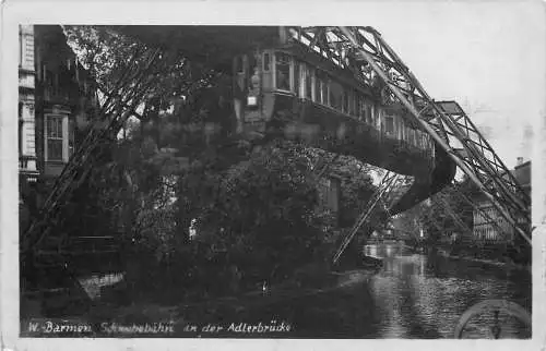 Ansichtskarte Wuppertal Barmen Schwebebahn an der Adlerbrücke versandt 1943