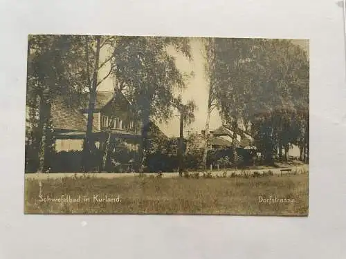 Ansichtskarte Schwefelbad in Kurland Dorfstraße - Feldpost gelaufen 1917