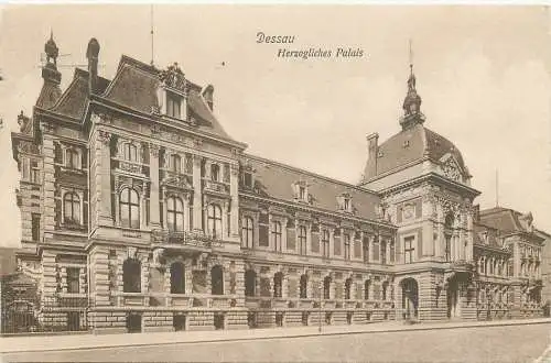 Ansichtskarte  Dessau Hezogliches Palais, versandt