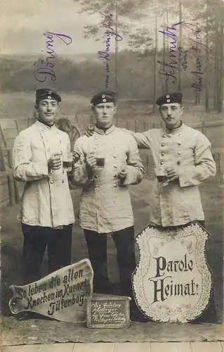 AK - Junge Männer beim Trinken versandt 1915