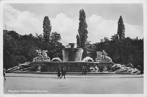 AK - München Wittelsbacher Brunnen versandt 1938