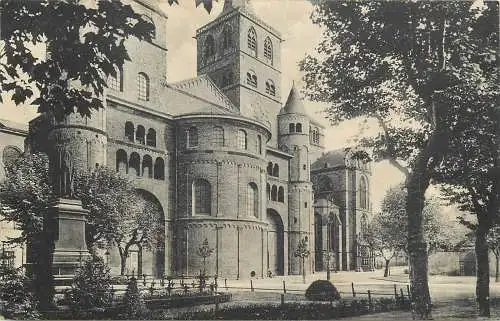 AK - Trier Dom mit Kaiser Wilhelm Denkmal versandt 1915