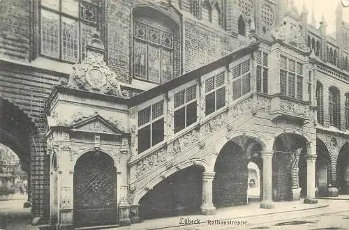 AK - Lübeck Rathaustreppe versandt 1908
