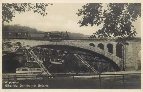 AK - Wuppertal Sonnborner Brücke Straßenbahn Schwebebahn Dampflok