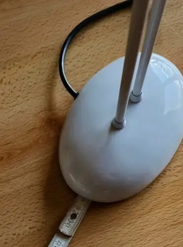 Vintage - ovale Tischlampe, Metall, weiß, Hallogenleuchtmittel