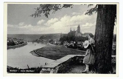 [Echtfotokarte schwarz/weiß] AK - Postkarte - Ansichtskarte : Meißen - mein Meißen! Fluss Elbe, Blick von Proschwitz, Brücke, Schiffe, Kirche, junge Frau mit Gitarre. 
