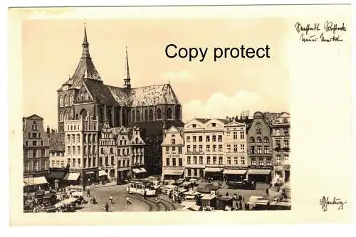 [Echtfotokarte schwarz/weiß] Seestadt Rostock  Neuer Markt       Signatur : Eschenburg,  1934. 