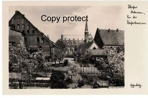 [Echtfotokarte schwarz/weiß] Bad Doberan  Bei der Klosterbrauerei    1934            Signatur : Eschenburg. 