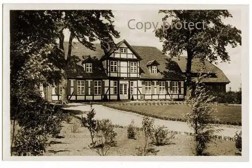[Echtfotokarte schwarz/weiß] Neu Stieten Gutshaus 1936, Post  und Bahn Dorf Mecklenburg. 