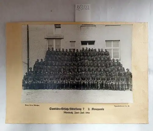 Gruppenfoto der 2. Kompanie der Sanitäts-Ersatz-Abteilung 7 der Wehrmacht; in Miesbach aufgenommen : Juni/Juli 1941