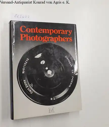 Walsh, George, Colin Naylor and Michael Held: Contemporary Photographers. 