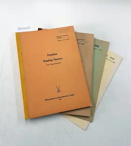 VEB Staatliche Porzellan-Manufaktur Meißen: Preislisten 1968 : Konvolut : 4 Hefte
 Preisliste Katalog "Service" Form "Neuer Ausschnitt" : Preisliste Katalog "Service" Form "Dessin" : Preisliste Indischmalerei : Preisliste Dosen, Schälchen, Ascher. 